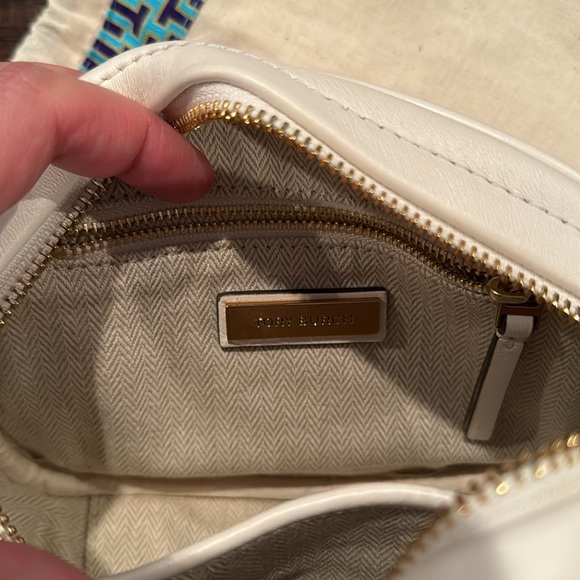 Tory Burch Kira Chevron Camera Bag, Cream - Picture 5 of 12